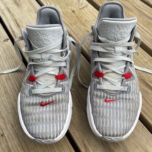 Nike LeBron Witness 6 Men’s Basketball Shoes